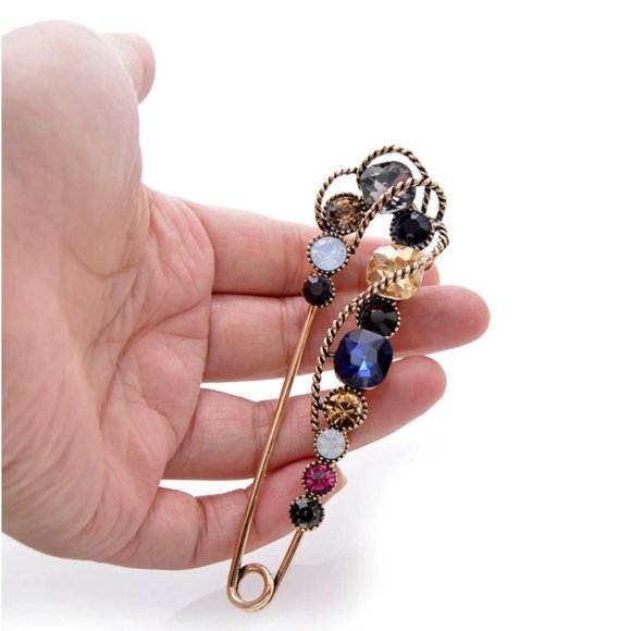 Jewelry - Rhinestone Large Pin Brooch